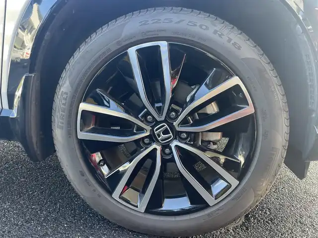 ホンダ ヴェゼル ハイブリッド e:HEV Z 長崎県 2021(令3)年 3.1万km プレミアムサンライトホワイトパール ワンオーナー車両/純正ディスプレイオーディオ（ナビ機能、フルセグ、AM、FM、BTオーディオ、AppleCarPlay、AndroidAuto）/バックカメラ/電動リアゲート/クルーズコントロール/パドルシフト/DNシートヒーター/ハーフレザー調シートカバー/ETC/BSM/電動パーキング/パーキングセンサー/電動格納ウインカーミラー