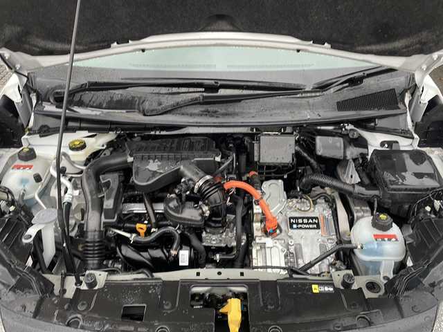 日産 オーラ G FOUR レザーエディション 福島県 2023(令5)年 1.1万km ピュアホワイトパール 4WD ワンオーナー 寒冷地仕様 純正9型ナビ フルセグTV Bluetooth 全方位モニター プロパイロット BOSEサウンド ETC オートライト LEDライト レーンキープ スマートキー