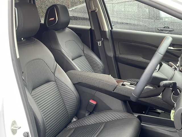 日産 オーラ G FOUR レザーエディション 福島県 2023(令5)年 1.1万km ピュアホワイトパール 4WD ワンオーナー 寒冷地仕様 純正9型ナビ フルセグTV Bluetooth 全方位モニター プロパイロット BOSEサウンド ETC オートライト LEDライト レーンキープ スマートキー