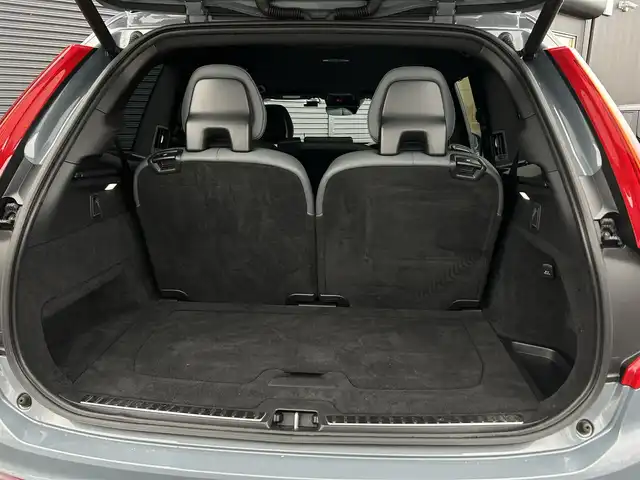 ボルボ ＸＣ９０ B6 AWD インスクリプション 茨城県 2021(令3)年 4.5万km グレー 黒革 /Allシ-トヒ-タ- /ベンチレ-ション /マッサ-ジ機能 /M付パワ-シ-ト /HUD /harman/kardon /ワイヤレス充電 /衝突軽減B /ACC /LKA /BLIS /360°カメラ /自動駐車 /パワ-テ-ルゲ-ト /LED /オ-トハイビ-ム /純正20inAW /ETC2.0 /禁煙車