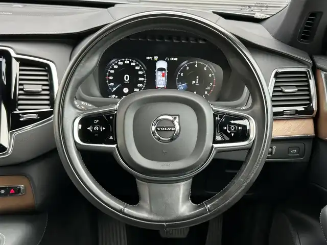 ボルボ ＸＣ９０ B6 AWD インスクリプション 茨城県 2021(令3)年 4.5万km グレー 黒革 /Allシ-トヒ-タ- /ベンチレ-ション /マッサ-ジ機能 /M付パワ-シ-ト /HUD /harman/kardon /ワイヤレス充電 /衝突軽減B /ACC /LKA /BLIS /360°カメラ /自動駐車 /パワ-テ-ルゲ-ト /LED /オ-トハイビ-ム /純正20inAW /ETC2.0 /禁煙車