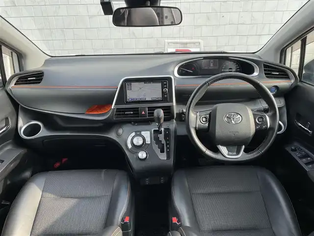 トヨタ シエンタ ハイブリッド G クエロ 山口県 2018(平30)年 4.2万km ホワイトパールクリスタルシャイン トヨタセーフティセンス/純正ナビ/CD/SD/BT/AM/FM/フルセグTV/両側パワースライドドア/シートヒーター/純正ドライブレコーダー/オートライト/バックカメラ/レーンアシスト/オートマチックハイビーム/電動格納ミラー/EVモード/ECOモード/フォグランプ/純正フロアマット/ETC