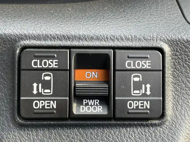 トヨタ シエンタ ハイブリッド G クエロ 山口県 2018(平30)年 4.2万km ホワイトパールクリスタルシャイン トヨタセーフティセンス/純正ナビ/CD/SD/BT/AM/FM/フルセグTV/両側パワースライドドア/シートヒーター/純正ドライブレコーダー/オートライト/バックカメラ/レーンアシスト/オートマチックハイビーム/電動格納ミラー/EVモード/ECOモード/フォグランプ/純正フロアマット/ETC