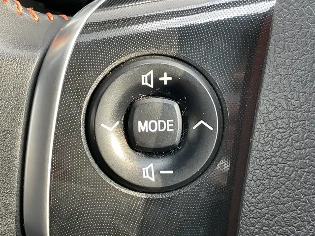 トヨタ シエンタ ハイブリッド G クエロ 山口県 2018(平30)年 4.2万km ホワイトパールクリスタルシャイン トヨタセーフティセンス/純正ナビ/CD/SD/BT/AM/FM/フルセグTV/両側パワースライドドア/シートヒーター/純正ドライブレコーダー/オートライト/バックカメラ/レーンアシスト/オートマチックハイビーム/電動格納ミラー/EVモード/ECOモード/フォグランプ/純正フロアマット/ETC