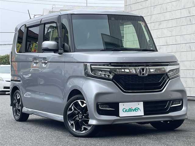 ホンダ Ｎ ＢＯＸ カスタム G L ターボ ホンダセンシング 埼玉県 2018(平30)年 1.2万km ルナシルバーM AIS検査済み/登録時走行11933キロ/車検R7年6月20日まで/ホンダセンシング/アダプティブクルーズコントロール/衝突被害軽減ブレーキ/車線維持支援システム/純正8インチSDナビ/フルセグTV/BT/CD/DVD/USB/バックカメラ/両側パワースライドドア/LEDヘッドライト/オートライト/ハーフレザーシート/パドルシフト/ドライブレコーダー/カーテンエアバック/スマートキー×2/ETC