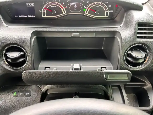 ホンダ Ｎ ＢＯＸ カスタム G L ターボ ホンダセンシング 宮城県 2018(平30)年 1.3万km ルナシルバーM AIS検査済み/登録時走行12148キロ/車検R7年6月20日まで/ホンダセンシング/●衝突軽減ブレーキ〈CMBS〉/●誤発進抑制機能/●後方誤発進抑制機能/●歩行者事故低減ステアリング/●路外逸脱抑制機能/●ACC〈アダプティブ・クルーズ・コントロール〉/●LKAS〈車線維持支援システム〉/●オートハイビーム/●先行車発進お知らせ機能/●標識認識機能/純正8インチSDナビ/フルセグTV/BT/CD/DVD/USB/バックカメラ/ETC/ドライブレコーダー/両側パワースライドドア/LEDヘッドライト/オートライト/ハーフレザーシート/パドルシフト/スマートキー×2/W/サイド/カーテンエアバック