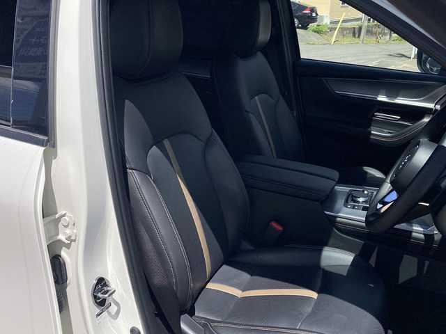 マツダ ＣＸ－６０ XD HV エクスクルーシブスポーツ 福島県 2022(令4)年 2.5万km ロジウムホワイトプレミアムメタリック ・４WD/・BOSEサウンド/・純正ディスプレイオーディオ/・BT/USB・フルセグ/・360°ビューモニター/・ETC/・ドライブレコーダー/・i-ACTIVSENSE/・アドバンスト・スマート・シティ・ブレーキ・サポート/・レーンキープアシスト/・レーダークルーズコントロール/・クリアランスソナー/・横滑り防止装置/・ブラインドスポットモニタリング/・アイドリングストップ/・ハイビーム・コントロール・システム/・アダプティブ・フロントライティング・システム/・LEDヘッドライト/・オートライト/・パワーバックドア/・レザーシート/・全席シートヒーター/・D+N席シートエアコン/・D+N席パワーシート/・ステアリングヒーター/・置くだけ充電/・100V電源/・純正20インチAW/・純正フロアマット/・プッシュスタート/・スマートキー/・スペアキー/・保証書