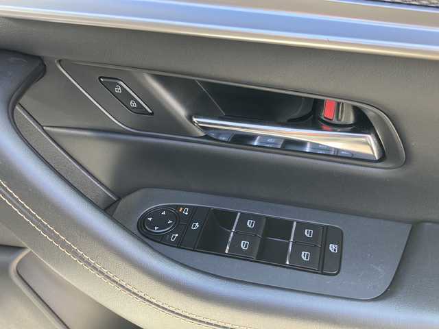 マツダ ＣＸ－６０ XD HV エクスクルーシブスポーツ 福島県 2022(令4)年 2.5万km ロジウムホワイトプレミアムメタリック ・４WD/・BOSEサウンド/・純正ディスプレイオーディオ/・BT/USB・フルセグ/・360°ビューモニター/・ETC/・ドライブレコーダー/・i-ACTIVSENSE/・アドバンスト・スマート・シティ・ブレーキ・サポート/・レーンキープアシスト/・レーダークルーズコントロール/・クリアランスソナー/・横滑り防止装置/・ブラインドスポットモニタリング/・アイドリングストップ/・ハイビーム・コントロール・システム/・アダプティブ・フロントライティング・システム/・LEDヘッドライト/・オートライト/・パワーバックドア/・レザーシート/・全席シートヒーター/・D+N席シートエアコン/・D+N席パワーシート/・ステアリングヒーター/・置くだけ充電/・100V電源/・純正20インチAW/・純正フロアマット/・プッシュスタート/・スマートキー/・スペアキー/・保証書