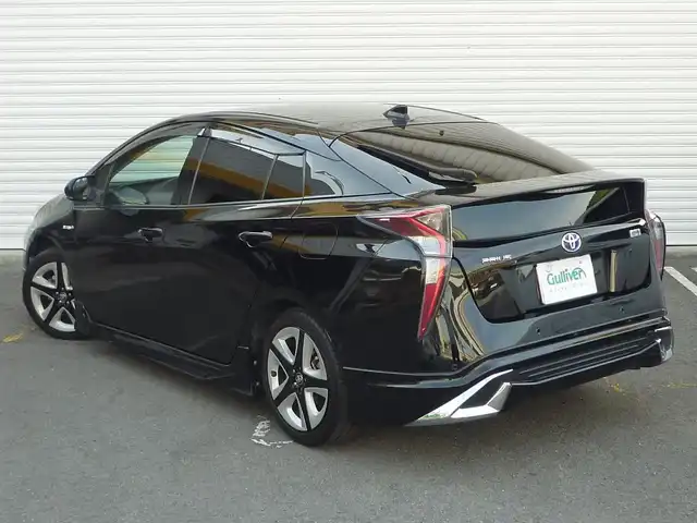 トヨタ プリウス A ツーリングセレクション 和歌山県 2017(平29)年 5.9万km アティチュードブラックマイカ 純正9インチSDナビ(DSZT-YC4T)/　・Bluetooth/   ・フルセグテレビ/バックカメラ/純正17インチアルミホイール/ビルトインETC車載器/レーダークルーズコントロール/シートヒーター/合革シート/HUD/BSM/パーキングアシスト/スペアキー