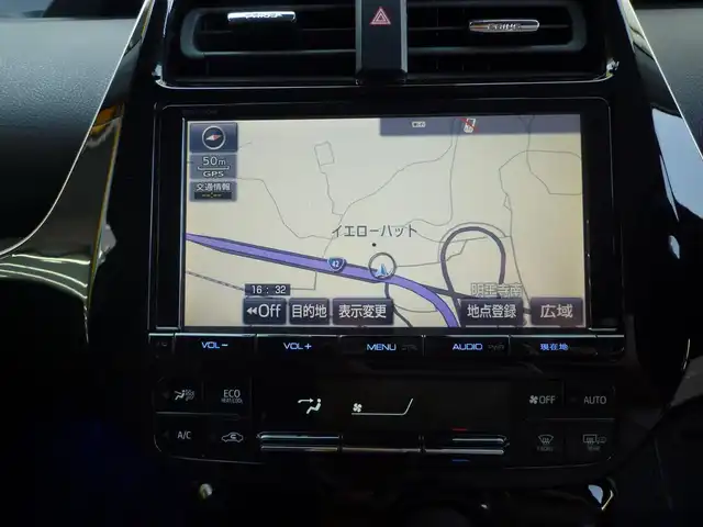 トヨタ プリウス A ツーリングセレクション 和歌山県 2017(平29)年 5.9万km アティチュードブラックマイカ 純正9インチSDナビ(DSZT-YC4T)/　・Bluetooth/   ・フルセグテレビ/バックカメラ/純正17インチアルミホイール/ビルトインETC車載器/レーダークルーズコントロール/シートヒーター/合革シート/HUD/BSM/パーキングアシスト/スペアキー