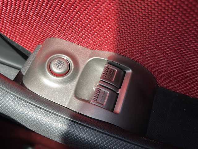 ホンダ インテグラ タイプR 岡山県 2002(平14)年 13.3万km チャンピオンシップホワイト PS　/PW　/保証書　/取扱説明書　/AAC　/ETC　/Bluetooth接続　/バックカメラ　/17インチ純正AW　/純正フロアマット　/純正LEDライト/ナビ　/RECAROシート　/ABS　/エアバック　/自家用