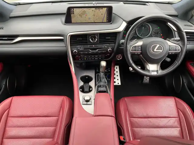 レクサス ＲＸ 300 Fスポーツ 静岡県 2018(平30)年 4万km ホワイトノーヴァガラスフレーク エンジンスタートボタン/スマートキー/アイドリングストップ/ワンオーナー/パワーウィンドウ/パワーステアリング/100V充電/オートエアコン/クルーズコントロール/ETC2.0/USB入力端子/バックカメラ/純正ナビ（CD.DVD.BT.ワンセグ）/純正フロアマット/純正アルミホイール/電動リアゲート/D席N席パワーシート/D席N席シートヒーター/D席N席エアシート/ABS/横滑り防止装置/コーナーセンサー前後/レーンキープアシスト/オートライト/オートマチックハイビーム/W+サイドエアバック/カーテンエアバック/衝突軽減システム