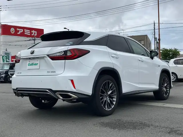 レクサス ＲＸ 300 Fスポーツ 静岡県 2018(平30)年 4万km ホワイトノーヴァガラスフレーク エンジンスタートボタン/スマートキー/アイドリングストップ/ワンオーナー/パワーウィンドウ/パワーステアリング/100V充電/オートエアコン/クルーズコントロール/ETC2.0/USB入力端子/バックカメラ/純正ナビ（CD.DVD.BT.ワンセグ）/純正フロアマット/純正アルミホイール/電動リアゲート/D席N席パワーシート/D席N席シートヒーター/D席N席エアシート/ABS/横滑り防止装置/コーナーセンサー前後/レーンキープアシスト/オートライト/オートマチックハイビーム/W+サイドエアバック/カーテンエアバック/衝突軽減システム
