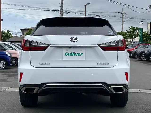 レクサス ＲＸ 300 Fスポーツ 静岡県 2018(平30)年 4万km ホワイトノーヴァガラスフレーク エンジンスタートボタン/スマートキー/アイドリングストップ/ワンオーナー/パワーウィンドウ/パワーステアリング/100V充電/オートエアコン/クルーズコントロール/ETC2.0/USB入力端子/バックカメラ/純正ナビ（CD.DVD.BT.ワンセグ）/純正フロアマット/純正アルミホイール/電動リアゲート/D席N席パワーシート/D席N席シートヒーター/D席N席エアシート/ABS/横滑り防止装置/コーナーセンサー前後/レーンキープアシスト/オートライト/オートマチックハイビーム/W+サイドエアバック/カーテンエアバック/衝突軽減システム