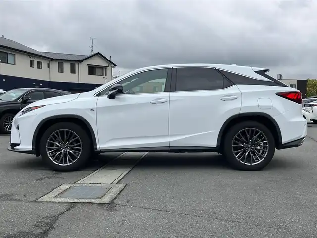 レクサス ＲＸ 300 Fスポーツ 静岡県 2018(平30)年 4万km ホワイトノーヴァガラスフレーク エンジンスタートボタン/スマートキー/アイドリングストップ/ワンオーナー/パワーウィンドウ/パワーステアリング/100V充電/オートエアコン/クルーズコントロール/ETC2.0/USB入力端子/バックカメラ/純正ナビ（CD.DVD.BT.ワンセグ）/純正フロアマット/純正アルミホイール/電動リアゲート/D席N席パワーシート/D席N席シートヒーター/D席N席エアシート/ABS/横滑り防止装置/コーナーセンサー前後/レーンキープアシスト/オートライト/オートマチックハイビーム/W+サイドエアバック/カーテンエアバック/衝突軽減システム