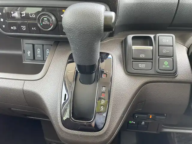 ホンダ Ｎ ＢＯＸ L コーディネートスタイル 石川県 2022(令4)年 1.2万km パールⅡ 純正8型メモリーナビ/フルセグTV/バックカメラ/LEDヘッドライト/スマートキー/プッシュスタート/電動ミラー/ホンダセンシング/レーダークルーズ/ETC/ドライブレコーダー/両側パワースライドドア/ブラウンルーフ/コーナーセンサー/保証書