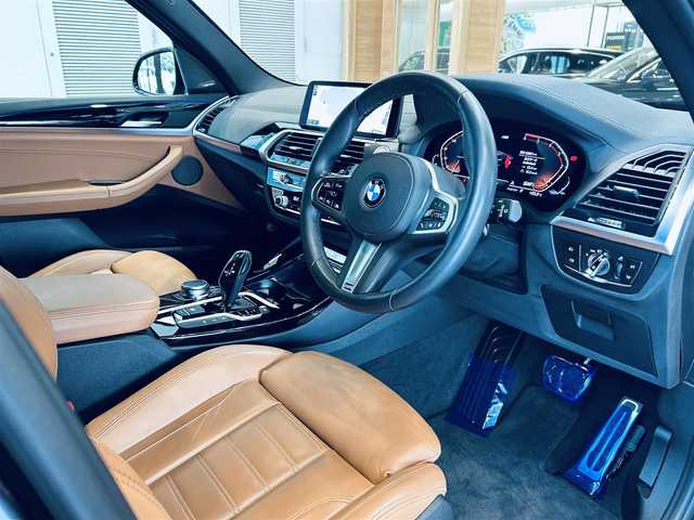 ＢＭＷ Ｘ３ ミッドナイトエディション 大阪府 2019(令1)年 6.3万km サファイアブラックP 130台限定車/ワンオーナー/HUD/茶革/ハーマンカードン/パワーシート/シートヒーター/ACC/純正ナビ/TV/３６０度カメラ/applecarplay/純正20インチAW/LEDヘッドライト/電動リアゲート/ワイヤレス充電/ブラインドスポット