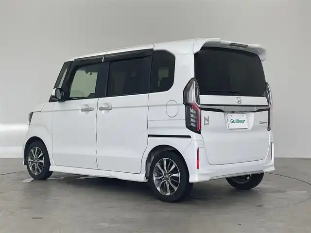ホンダ Ｎ ＢＯＸ カスタム L 埼玉県 2023(令5)年 2.5万km プラチナホワイトパール 純正８インチナビ　バックカメラ　片側パワースライドドア　ダクティブクルーズコントロール　ＥＴＣ　ドライブレコーダー　　シートヒーター　純正アルミホイール　オートライト　ＬＥＤライト　地デジＴＶ