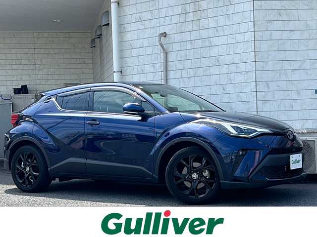トヨタ Ｃ－ＨＲ G モード ネロ セーフティプラス 神奈川県 2021(令3)年 2.1万km ダークブルーマイカ ワンオーナー/純正ディスプレイオーディオ＋ナビ/(AM/FM/USB/BT)/全方位カメラ/レーダークルーズコントロール/衝突被害軽減ブレーキ/レーンキープアシスト/横滑り防止装置/オートハイビーム/ハーフレザーシート/D/N席シートヒーター/AC100V電源/ビルトインETC/前後ドライブレコーダー/オートライト/フロアマット/ドアバイザー/ISOFIX/スペアキー×1/保証書/取扱説明書
