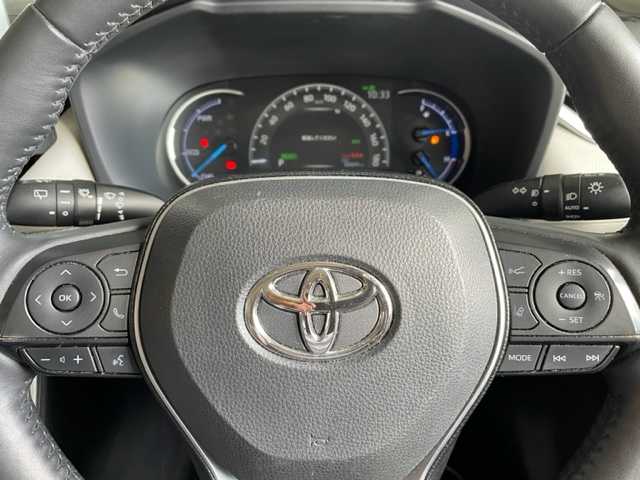 トヨタ ＲＡＶ４ ハイブリットG 神奈川県 2021(令3)年 8.9万km ホワイトパールクリスタルシャイン ワンオーナー/4WD/純正ディスプレイオーディオ/・DTV/Bluetooth/USB/全方位カメラ/クリアランスソナー/レザーシート/D席パワーシート/前席シートヒーター/パワーバックドア/ルーフレール/置くだけ充電/ビルトインETC2.0/前後ドライブレコーダー/ブラインドスポットモニター/ToyotaSafetySense/・プリクラッシュセーフティ/・レーントレーシングアシスト/・オートマチックハイビーム/・ロードサインアシスト/・レーダークルーズコントロール/・先行車発進告知機能/リヤクロストラフィックアラート/パーキングサポートブレーキ/トレイルモード/純正18インチAW/100V電源/プッシュEgスタート/ストップ/スマートキー×2/純正LEDヘッドライト/ダブル/サイド/カーテンエアバッグ/ドアバイザー/純正フロアマット/取扱説明書/マルチメディア取扱説明書/新車時保証書