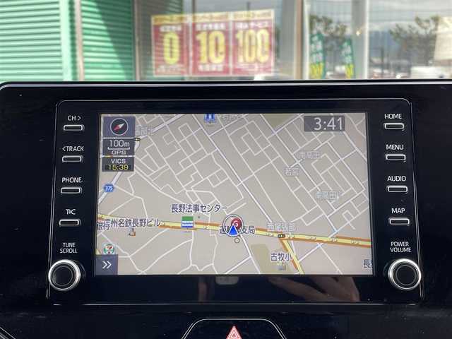 トヨタ ハリアー S 長野県 2021(令3)年 0.7万km プレシャスブラックパール 純正ナビ（AUX、USB）/バックカメラ/クルーズコントロール追従有/ビルトインETC/前後コーナーセンサー/横滑り防止装/盗難防止装置/衝突軽減システム/ダブルサウドエアバック/カーテンエアバック/純正フロアマット/純正１７AW/LEDオートライト/オートマチックハイビーム/スマートキー（１本）/保証書、取扱説明書/ワンオーナー/４WD