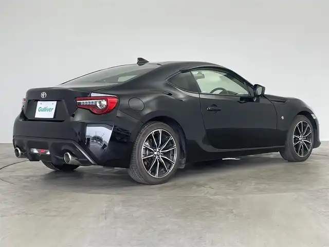 トヨタ ８６ GT 茨城県 2020(令2)年 2.2万km クリスタルブラックシリカ 6速MT/純正7インチナビ/ CD フルセグTV Bluetooth/バックカメラ/クルーズコントロール/社外アルミ付きスタッドレスタイヤ積込/LEDオートライト/ビルトインETC/純正フロアマット/電動格納ミラー/スマートキー