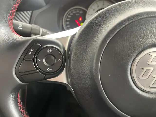 トヨタ ８６ GT 茨城県 2020(令2)年 2.2万km クリスタルブラックシリカ 6速MT/純正7インチナビ/ CD フルセグTV Bluetooth/バックカメラ/クルーズコントロール/社外アルミ付きスタッドレスタイヤ積込/LEDオートライト/ビルトインETC/純正フロアマット/電動格納ミラー/スマートキー