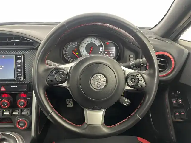 トヨタ ８６ GT 茨城県 2020(令2)年 2.2万km クリスタルブラックシリカ 6速MT/純正7インチナビ/ CD フルセグTV Bluetooth/バックカメラ/クルーズコントロール/社外アルミ付きスタッドレスタイヤ積込/LEDオートライト/ビルトインETC/純正フロアマット/電動格納ミラー/スマートキー