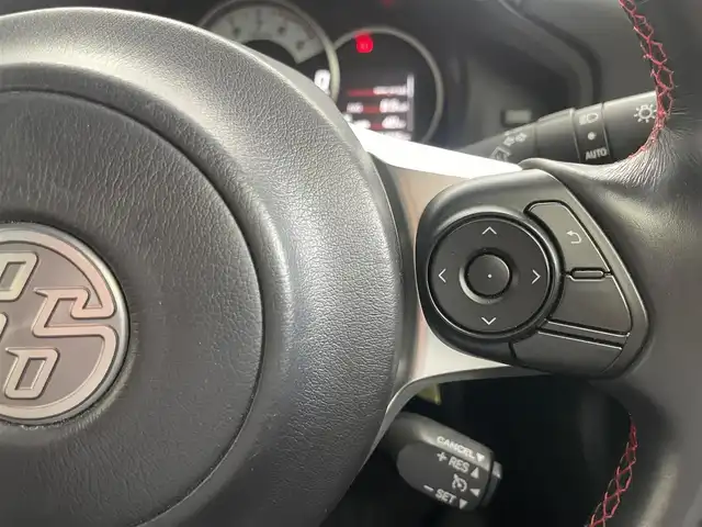 トヨタ ８６ GT 茨城県 2020(令2)年 2.2万km クリスタルブラックシリカ 6速MT/純正7インチナビ/ CD フルセグTV Bluetooth/バックカメラ/クルーズコントロール/社外アルミ付きスタッドレスタイヤ積込/LEDオートライト/ビルトインETC/純正フロアマット/電動格納ミラー/スマートキー