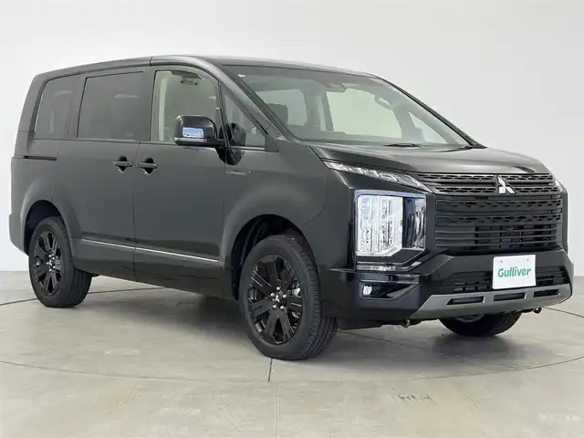 三菱 デリカＤ：５ シャモニー 愛知県 2025(令7)年 0.1千km 黒Ⅱ 登録済未使用車/4WD/ディーゼル/ターボ/e-Assist/  　・衝突軽減ブレーキシステム/　　・車線逸脱警報システム/　　・レーダークルーズコントロール/　　・オートマチックハイビーム/　　・BSM/マルチアラウンドモニター/革巻きステアリング/パドルシフト/ステアリングヒーター/ハーフレザーシート/パワーシート/シートヒーター/キャプテンシート/両側パワースライドドア/パワーバックドア/純正LEDヘッドライト/フォグランプ/純正18インチアルミホイール/取扱説明書/保証書/スペアキー
