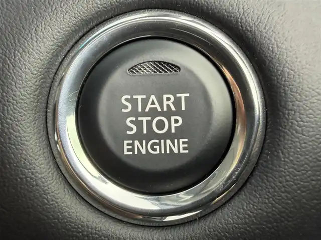 三菱 デリカＤ：５ シャモニー 愛知県 2025(令7)年 0.1千km 黒Ⅱ 登録済未使用車/4WD/ディーゼル/ターボ/e-Assist/  　・衝突軽減ブレーキシステム/　　・車線逸脱警報システム/　　・レーダークルーズコントロール/　　・オートマチックハイビーム/　　・BSM/マルチアラウンドモニター/革巻きステアリング/パドルシフト/ステアリングヒーター/ハーフレザーシート/パワーシート/シートヒーター/キャプテンシート/両側パワースライドドア/パワーバックドア/純正LEDヘッドライト/フォグランプ/純正18インチアルミホイール/取扱説明書/保証書/スペアキー