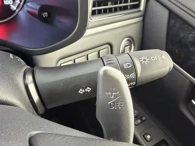 三菱 デリカＤ：５ シャモニー 愛知県 2025(令7)年 0.1千km 黒Ⅱ 登録済未使用車/4WD/ディーゼル/ターボ/e-Assist/  　・衝突軽減ブレーキシステム/　　・車線逸脱警報システム/　　・レーダークルーズコントロール/　　・オートマチックハイビーム/　　・BSM/マルチアラウンドモニター/革巻きステアリング/パドルシフト/ステアリングヒーター/ハーフレザーシート/パワーシート/シートヒーター/キャプテンシート/両側パワースライドドア/パワーバックドア/純正LEDヘッドライト/フォグランプ/純正18インチアルミホイール/取扱説明書/保証書/スペアキー