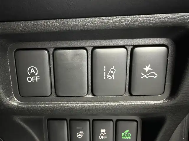 三菱 デリカＤ：５ シャモニー 愛知県 2025(令7)年 0.1千km 黒Ⅱ 登録済未使用車/4WD/ディーゼル/ターボ/e-Assist/  　・衝突軽減ブレーキシステム/　　・車線逸脱警報システム/　　・レーダークルーズコントロール/　　・オートマチックハイビーム/　　・BSM/マルチアラウンドモニター/革巻きステアリング/パドルシフト/ステアリングヒーター/ハーフレザーシート/パワーシート/シートヒーター/キャプテンシート/両側パワースライドドア/パワーバックドア/純正LEDヘッドライト/フォグランプ/純正18インチアルミホイール/取扱説明書/保証書/スペアキー