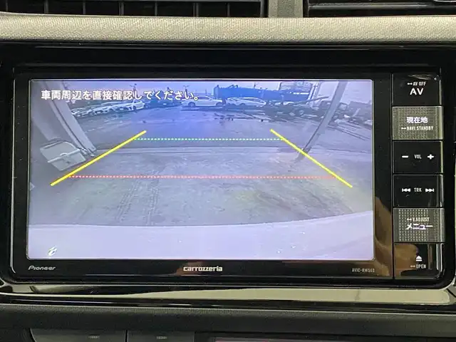 トヨタ アクア S 岐阜県 2015(平27)年 7.9万km ライムホワイトパールクリスタルシャイン Carrozzeria社製SDナビ/バックカメラ/ETC/オートエアコン/横滑り防止装置/Wエアバッグ/オートライト/ワンセグTV