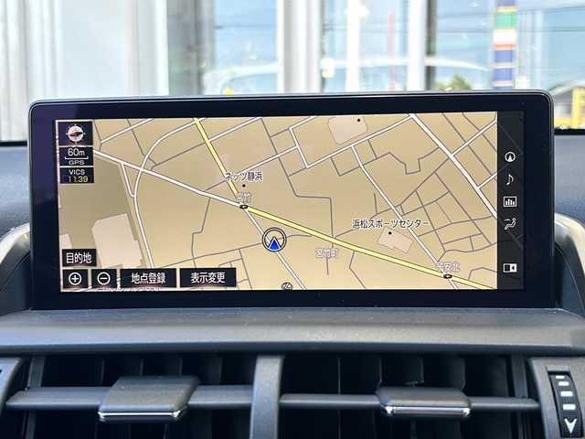 レクサス ＮＸ 300 Fスポーツ 静岡県 2019(平31)年 3.8万km ホワイトノーヴァガラスフレーク 純正ナビ/・FM/・AM/・CD/DVD/・サウンドライブラリ/・SD/・USB/・Bluetooth/・Miracast/・フルセグTV/・AUX/主要装備/・サンルーフ/・レーダー探知機/・赤革シート/・運転席＋助手席パワーシート/・バックカメラ/・プリクラッシュセーフティ/・パドルシフト/・オートホールド/・車線逸脱警報/・運転席+助手席シートヒーター＆ベンチレーション/・パワーテールゲート/・ＥＴＣ2.0/・100V100W電源/・電動チルト＆テレスコピックステアリング/・ステアリングヒーター