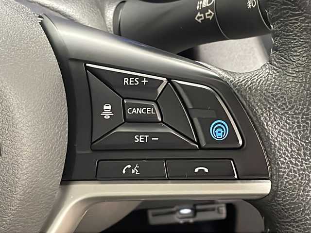 日産 デイズ HWS G ターボ プロパイロットED 長崎県 2019(令1)年 5.5万km スパークリングレッド/ブラック ワンオーナー/純正9インチナビ/（CD/DVD/Bluetooth/地デジ）/インテリジェントエマージェンシーブレーキ/プロパイロット/アラウンドビューモニター/ドライブレコーダー(前方)/電動パーキング/オートホールド/純正15インチアルミホイール/ETC/オートライト/LEDヘッドライト/フォグライト/アイドリングストップ/スタッドレスタイヤ(車内積み込み)/155/65/14