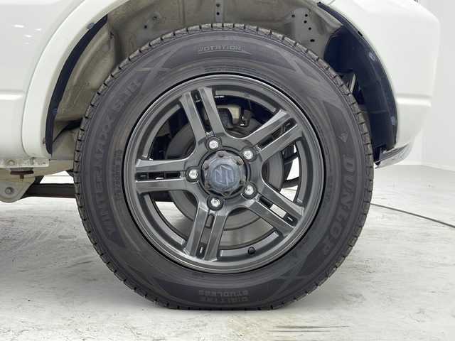 スズキ ジムニー クロスアドベンチャー 茨城県 2012(平24)年 4.9万km パールホワイト ターボ車　ＳＤナビ　シートヒーター　ヘッドライトレベライザー　ＥＴＣ　純正フロアマット　純正シート　背面タイヤ　ハロゲンヘッドライト　背面タイヤカバー　純正アルミホイール　電動格納ミラー　禁煙車