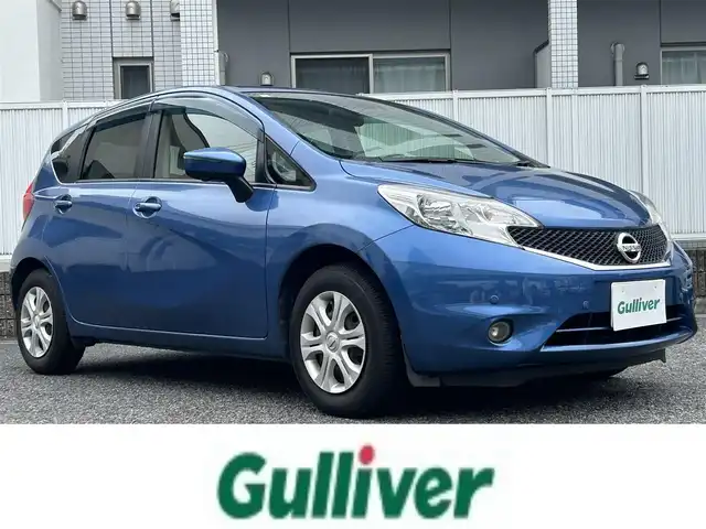 日産 ノート XVセレ +セーフ 愛知県 2015(平27)年 4.6万km シャイニングブルー ワンオーナー/純正SDナビ(FM/AM/CD/DVD/BT/USB/iPod/ワンセグ)/エマージェンシーブレーキ/車線逸脱警報/特別仕様車/アラウンドビューモニター/バックカメラ/コーナーセンサー/フォグランプ/電動格納ミラー/純正フロアマット/アイドリングストップ/ETC/プッシュスタート/スマートキー・スペアキー１本/ABS/取扱説明書・保証書