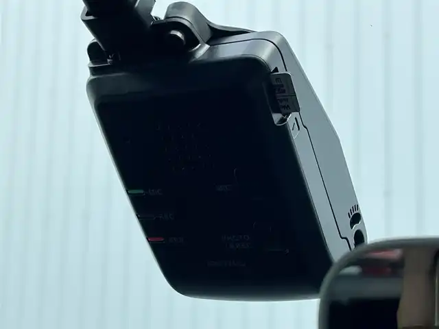 ホンダ ＺＲ－Ｖ ハイブリッド e:HEV Z 滋賀県 2025(令7)年 0.2万km クリスタルブラックパール 純正ナビ/・AM/FM/・USB/Bluetooth/・AppleCarPlay/・AndroidAuto/・フルセグTV/マルチビューカメラ/ステアリングスイッチ/革巻きステアリング/ステアリングヒーター/パドルシフト/ビルトインETC2.0/ワイヤレス充電/衝突軽減ブレーキ/レーンキープアシスト/先行者発進お知らせ/ブラインドスポットシステム/アダプティブクルーズコントロール/標識認識機能/ドライバー注意力モニター/ヒルディセントコントロール/パワーテールゲート/前席パワーシート/運転席メモリシート/前席シートヒーター/電動格納ミラー/オートマチックヘッドライト/LEDヘッドライト/アダプティブヘッドライトシステム/純正18インチアルミホイール