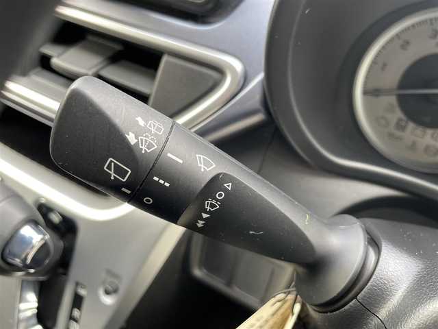 ダイハツ キャスト アクティバ X SAⅡ 愛知県 2016(平28)年 5.5万km ディープブルークリスタルマイカ /禁煙車//ケンウッドナビ//TV・Bluetooth・CD・DVD//AM・FM・USB//UVカットガラス//プライバシーガラス//プッシュスタート//ETC//電格ミラー//オートライト//純正マット//純正バイザー//保証書//取説//スペアキー