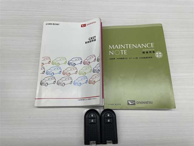ダイハツ キャスト アクティバ X SAⅡ 愛知県 2016(平28)年 5.5万km ディープブルークリスタルマイカ /禁煙車//ケンウッドナビ//TV・Bluetooth・CD・DVD//AM・FM・USB//UVカットガラス//プライバシーガラス//プッシュスタート//ETC//電格ミラー//オートライト//純正マット//純正バイザー//保証書//取説//スペアキー