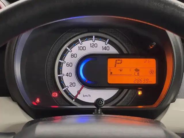 スズキ スペーシア HYBRID X 三重県 2020(令2)年 2.9万km オフブルーM マイルドハイブリッド/FF/インパネCVT/純正 7インチナビ AVIC-RWS901II/（CD/DVD/MSV/SD/FM/AM/TV/Bluetooth/iPod/USB/ドラレコ）/バックカメラ/両側パワースライドドア/ETC/スズキセーフティサポート/・デュアルセンサーブレーキサポート/・車線逸脱警報/・ふらつき警報/・リヤパーキングセンサー/・ハイビームアシスト/・先行車発進お知らせ/装備/・シートヒーター（D）/・オートエアコン/・オートライト/・プッシュスタート/・全ドアパワーウインドウ/・パワーステアリング/・純正ホイールキャップ＋14インチスチールホイール/・ナビ取/・スマートキーx1/など