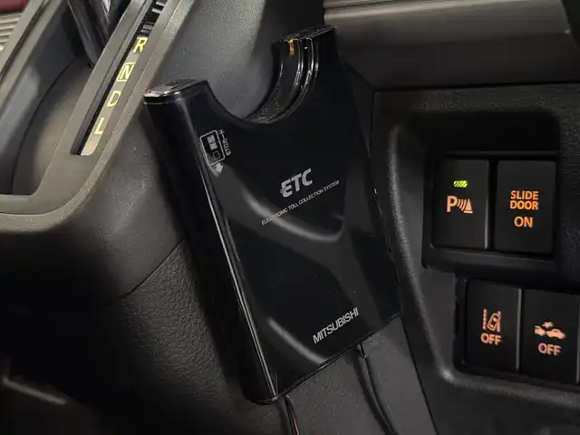 スズキ スペーシア HYBRID X 三重県 2020(令2)年 2.9万km オフブルーM マイルドハイブリッド/FF/インパネCVT/純正 7インチナビ AVIC-RWS901II/（CD/DVD/MSV/SD/FM/AM/TV/Bluetooth/iPod/USB/ドラレコ）/バックカメラ/両側パワースライドドア/ETC/スズキセーフティサポート/・デュアルセンサーブレーキサポート/・車線逸脱警報/・ふらつき警報/・リヤパーキングセンサー/・ハイビームアシスト/・先行車発進お知らせ/装備/・シートヒーター（D）/・オートエアコン/・オートライト/・プッシュスタート/・全ドアパワーウインドウ/・パワーステアリング/・純正ホイールキャップ＋14インチスチールホイール/・ナビ取/・スマートキーx1/など