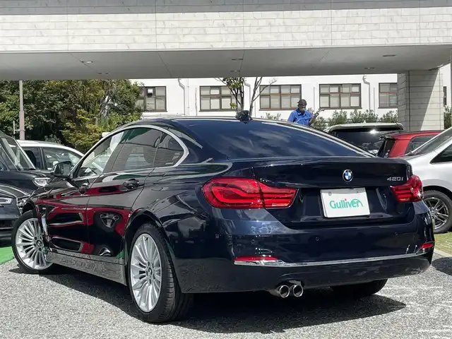 ＢＭＷ ４２０ｉ グランクーペ ラグジュアリー 兵庫県 2017(平29)年 5.1万km インペリアル・ブルー・ブリリアント・エフェクト /ベージュレザーシート//前電動/ヒーター//純正HDDナビ//地デジ/DVD/BT/USB//バックカメラ//リヤソナー//ステアリングリモコン//純正18インチAW//コンフォートアクセス//電動リヤゲート//オートLEDヘッドランプ//LEDフォグランプ//アイドリングストップ//ドライブレコーダー//ACC//インテリジェントセーフティ//車線逸脱警告//車線変更警告//H30/R1/3/4/5/6年正規ディーラー点検記録//取説/保証書/スペアキー後送