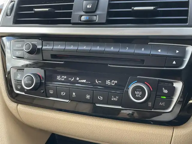 ＢＭＷ ４２０ｉ グランクーペ ラグジュアリー 兵庫県 2017(平29)年 5.1万km インペリアル・ブルー・ブリリアント・エフェクト /ベージュレザーシート//前電動/ヒーター//純正HDDナビ//地デジ/DVD/BT/USB//バックカメラ//リヤソナー//ステアリングリモコン//純正18インチAW//コンフォートアクセス//電動リヤゲート//オートLEDヘッドランプ//LEDフォグランプ//アイドリングストップ//ドライブレコーダー//ACC//インテリジェントセーフティ//車線逸脱警告//車線変更警告//H30/R1/3/4/5/6年正規ディーラー点検記録//取説/保証書/スペアキー後送