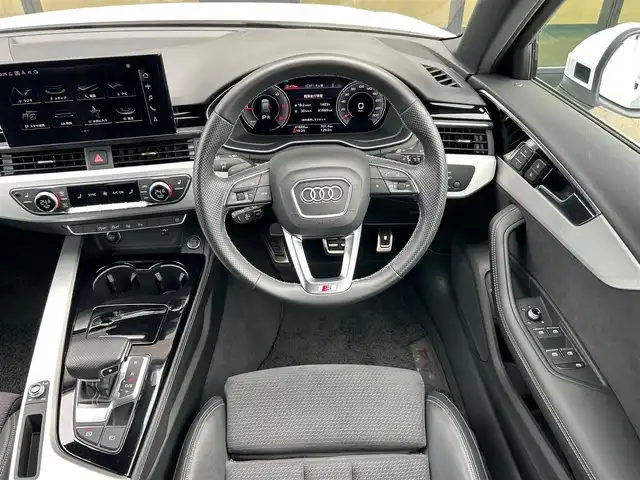 アウディ Ａ４ 35TDI Sライン 石川県 2022(令4)年 4.2万km グレイシアホワイトメタリック ワンオーナー/純正HDDナビ/　Bluetooth・AM/FM・USB・AppleCarPlay・AndroidAuto/フルセグTV/全方位カメラ/ETC2.0/前後ドライブレコーダー/アダプティブクルーズコントロール/ルーフレール/パワーシート（D+N席）/シートメモリー/シートヒーター（D+N席）/アンチロック・ブレーキ・システム/衝突被害軽減システム/横滑り防止装置/前後コーナーセンサー/レーンキープアシスト/盗難防止装置/パーキングアシスト/アイドリングストップ/エアバッグ（W+サイド）/カーテンエアバッグ/純正アルミホイール/純正フロアマット/スマートキー