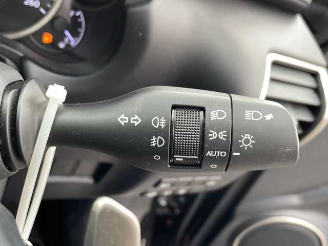 レクサス ＮＸ 300 Iパッケージ 新潟県 2018(平30)年 7.7万km グラファイトブラックガラスフレーク 4WD/後期モデル/純正ナビ/(AM/FM/CD/DVD/SD/Bluetooth)/フルセグTV/サイドカメラ/バックカメラ/三眼LEDヘッドライト/シーケンシャルウインカー/レーダークルーズコントロール/クリアランスソナー/衝突軽減ブレーキ/横滑り防止装置/ステアリングヒーター/D/N席パワーシート/D/N席シートヒーター/パワーバックドア/オートライト/オートマチックハイビーム/電子パーキング/オートホールド/前後ドライブレコーダー/レーダー探知機/ビルトインETC2.0/取扱説明書