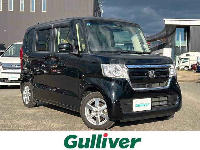ホンダ Ｎ ＢＯＸ G L ホンダセンシング 道東・釧路十勝 2019(令1)年 2.6万km クリスタルブラックパール 4WD/純正メモリナビ　/(フルセグＴＶ/ＤＶＤ再生/Ｂｌｕｅｔｏｏｔｈ接続)　/前後ドライブレコーダー　/ビルトインＥＴＣ　/バックカメラ　/片側パワースライドドア/運転席シーヒーター　/渋滞追従機能付アダプティブ・クルーズ・コントロール　/リアコーナーセンサー　/レーンアシスト　/衝突軽減ブレーキ/横滑り防止装置/アイドリングストップ　/スマートキー/プッシュスタート/純正LEDヘッドライト/純正14インチアルミホイール/純正フロアマット/スタッドレスタイヤ積み込み