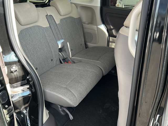 ホンダ Ｎ ＢＯＸ G L ホンダセンシング 道東・釧路十勝 2019(令1)年 2.6万km クリスタルブラックパール 4WD/純正メモリナビ　/(フルセグＴＶ/ＤＶＤ再生/Ｂｌｕｅｔｏｏｔｈ接続)　/前後ドライブレコーダー　/ビルトインＥＴＣ　/バックカメラ　/片側パワースライドドア/運転席シーヒーター　/渋滞追従機能付アダプティブ・クルーズ・コントロール　/リアコーナーセンサー　/レーンアシスト　/衝突軽減ブレーキ/横滑り防止装置/アイドリングストップ　/スマートキー/プッシュスタート/純正LEDヘッドライト/純正14インチアルミホイール/純正フロアマット/スタッドレスタイヤ積み込み