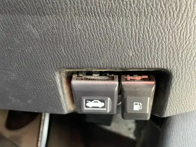 マツダ ＣＸ－３ 20S 千葉県 2020(令2)年 5.5万km ソウルレッドクリスタルM 安全機能/・衝突軽減ブレーキ/レーンキープアシスト/・コーナーセンサー（後）/ブラインドスポットモニター/純正SDナビ/・フルセグ/BT/DVD/CD/USB/バックカメラ/ステアリングスイッチ/ETC/電動パーキングブレーキ/ブレーキホールド/LEDヘッドライト/オートライト/オートハイビーム/スマートキー/プッシュスタート/純正18インチAW/純正フロアマット/電動格納ミラー